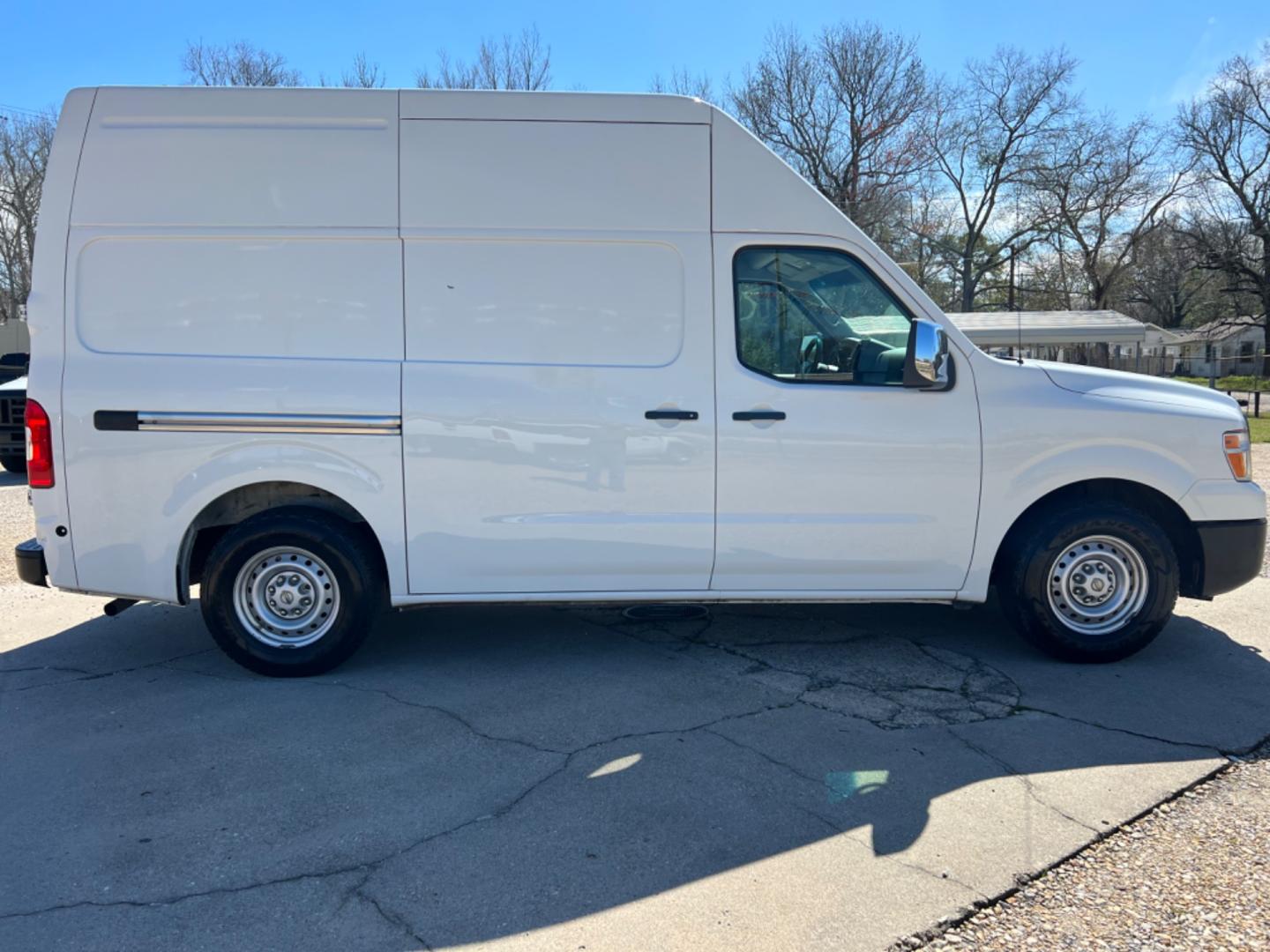 2018 White /Gray Nissan NV Cargo (1N6AF0LY1JN) with an 5.6 V8 engine, Automatic transmission, located at 4520 Airline Hwy, Baton Rouge, LA, 70805, (225) 357-1497, 30.509325, -91.145432 - 2018 Nissan NV 3500 Cargo 5.6 V8 Gas, 175K Miles, Power Windows, Locks & Mirrors, Aluminum Shelving, Spitz Lift (Needs Connector),Tow Pkg. NO IN HOUSE FINANCING. FOR INFO PLEASE CONTACT JEFF AT 225 357-1497 CHECK OUT OUR A+ RATING WITH THE BETTER BUSINESS BUREAU WE HAVE BEEN A FAMILY OWNED AND OPERA - Photo#4